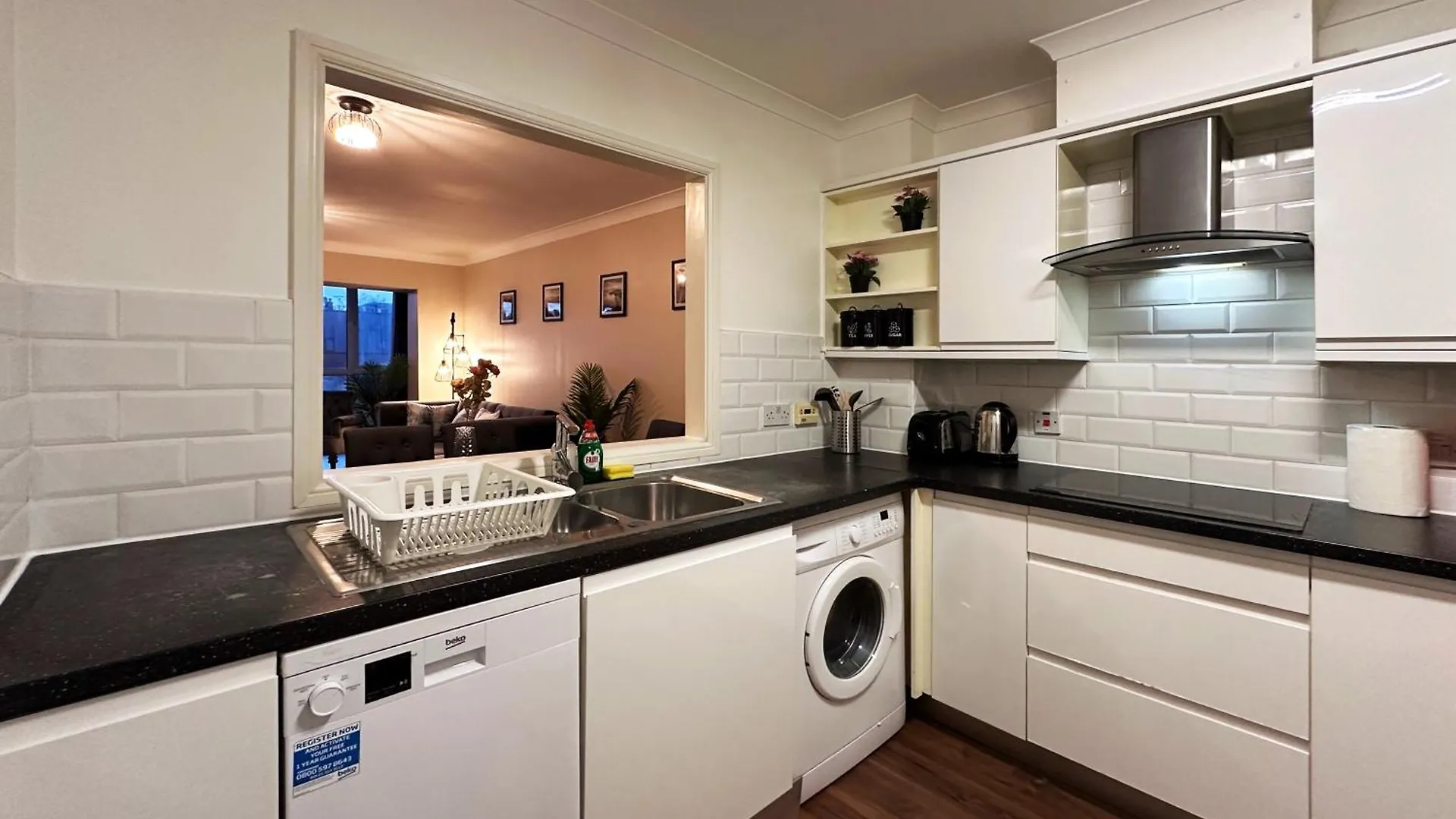 Mia Place In Tower Hill, 2 Double Beds, Max 4 People, Free Parking Available Upon Request, Great Location Londra